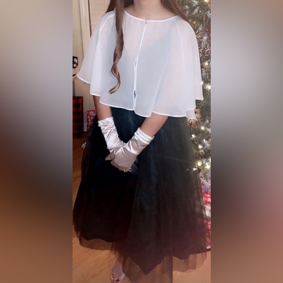 Green formal Christmas dress, size small Womens. - Picture 2 of 2